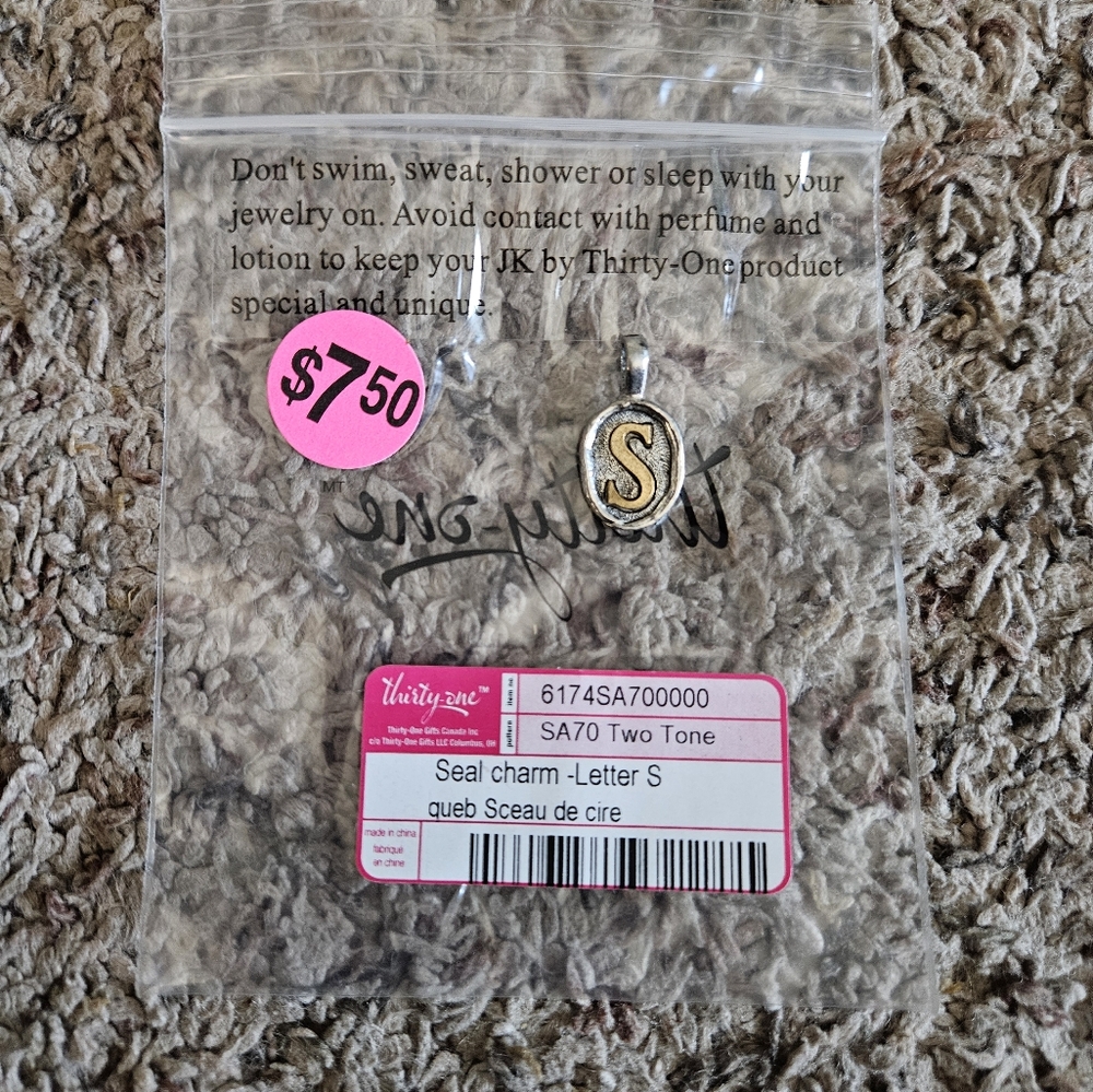 Thirty-One Two-Tone Seal Charm with S